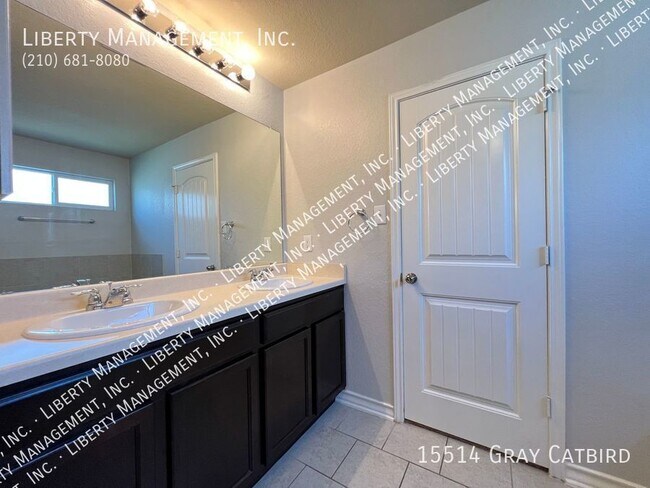 Building Photo - 5 Bedroom, 2.5 Bath Home in Redbird Ranch