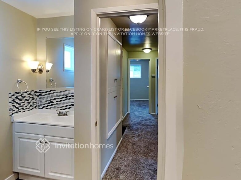 Building Photo - 7735 S Mission Dr
