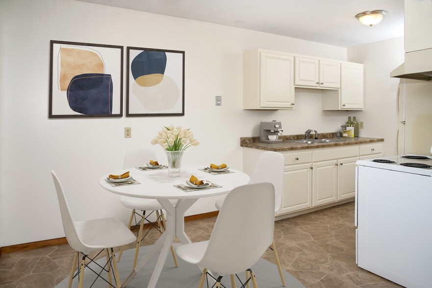 Interior Photo - ReNew Meadow Lake