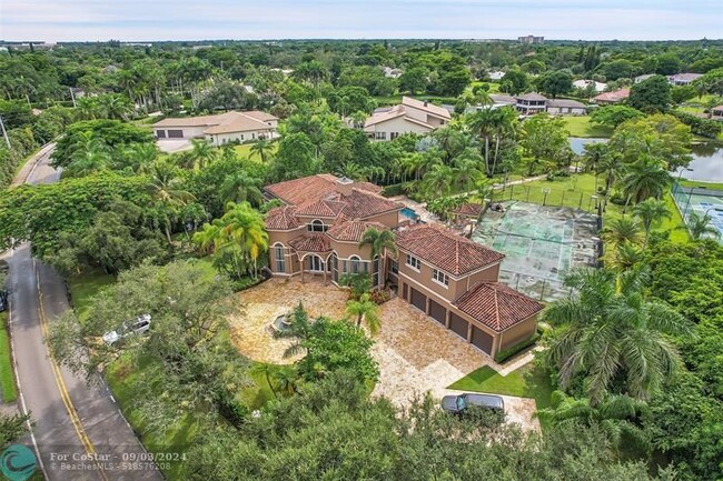 Building Photo - 4200 Coral Hills Dr