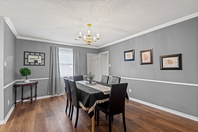 Building Photo - 106 Willow Grove Ct