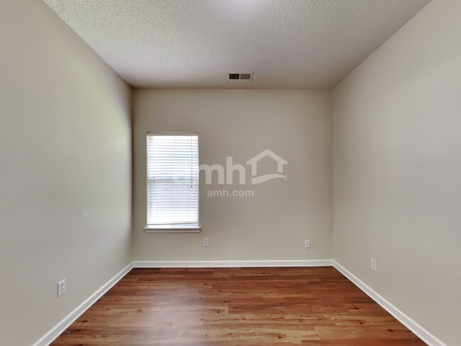 Building Photo - 4607 Orange Tulip Dr