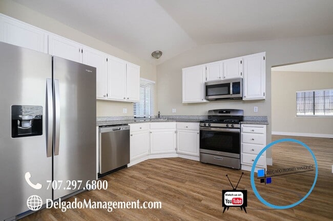 Building Photo - Newly remodeled Glen Cove 4BD single level home
