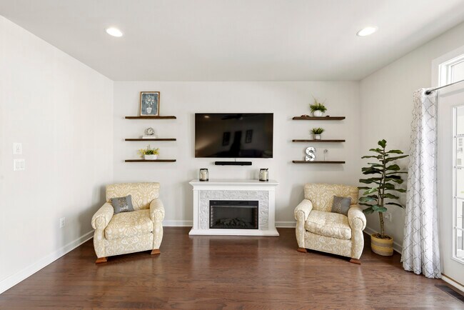 Building Photo - 5917 Glen Willow Wy