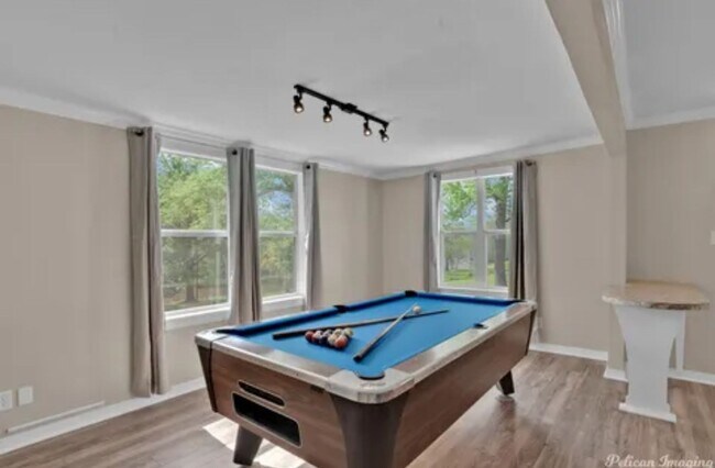 Building Photo - FRESH! Open AND NEAR THE CROSS LAKE BOAT LAUNCH!