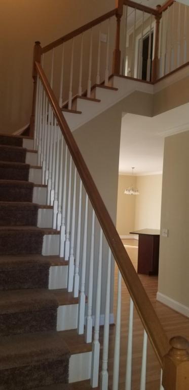 Building Photo - 405 S Pointe Dr
