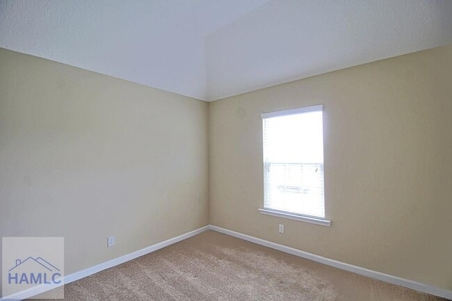 Building Photo - 1091 Marne Blvd