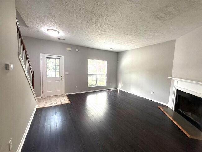 Building Photo - 805 Wedgewood Way