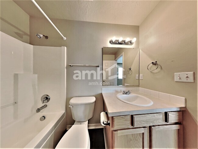 Building Photo - 19817 Alleghenny Way