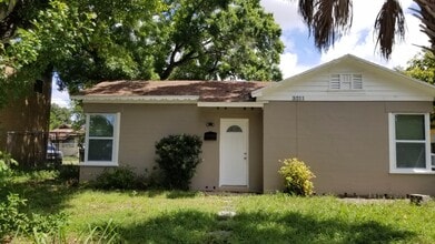 Building Photo - 1 Bedroom Home