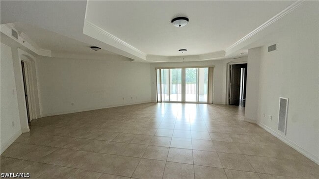 Building Photo - 1100 Pine Ridge Rd