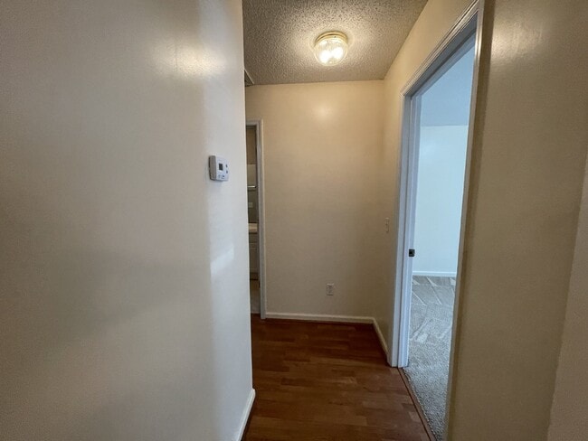 Building Photo - Duplex for Rent