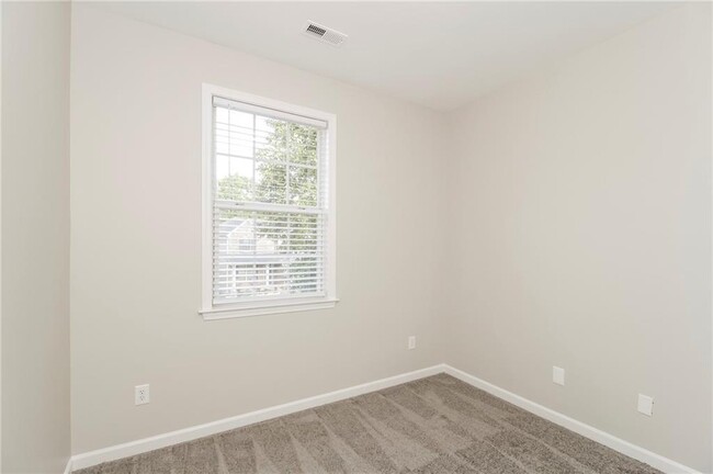 Building Photo - 4505 Lightning Bolt Trail