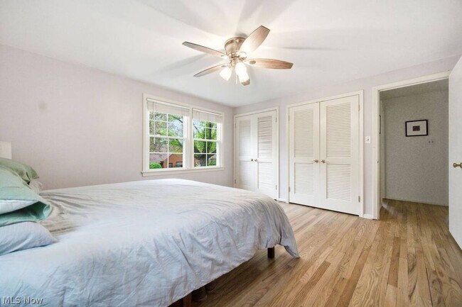 Building Photo - Beautiful 4-Bedroom Brick Colonial in University Heights