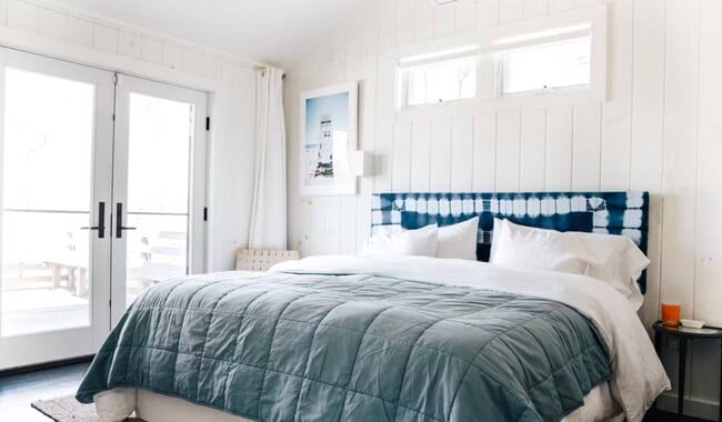 Building Photo - 23 Mulford Ln