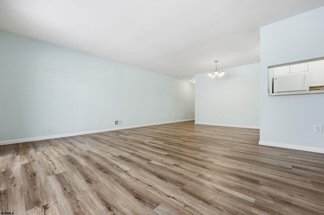 Building Photo - 89 Sussex Pl