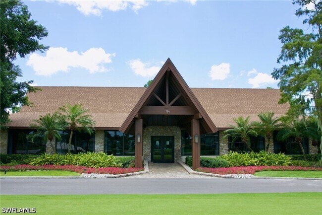 Building Photo - 209 Palm Dr