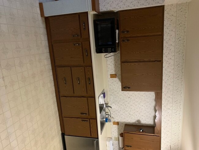 Building Photo - 37W793 Binnie Rd