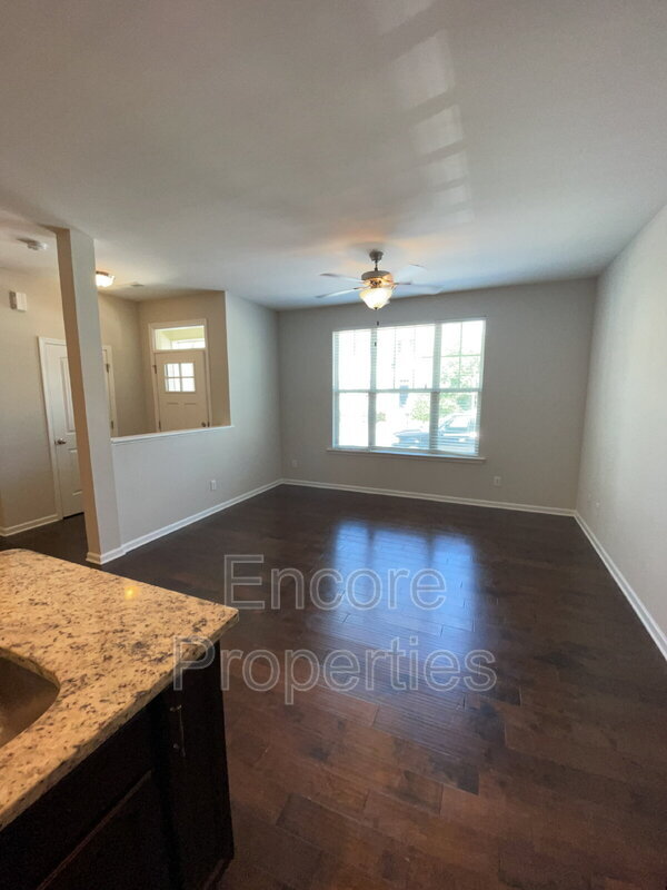 Building Photo - 1319 Lakestone Village Ln