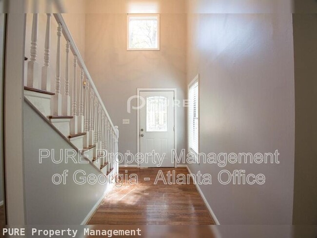 Building Photo - 540 Silver Pine Trail