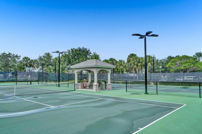 Building Photo - Amazing 4 Bedroom, 3 Bath home plus large 21'x11' loft located in Parkland Isles!