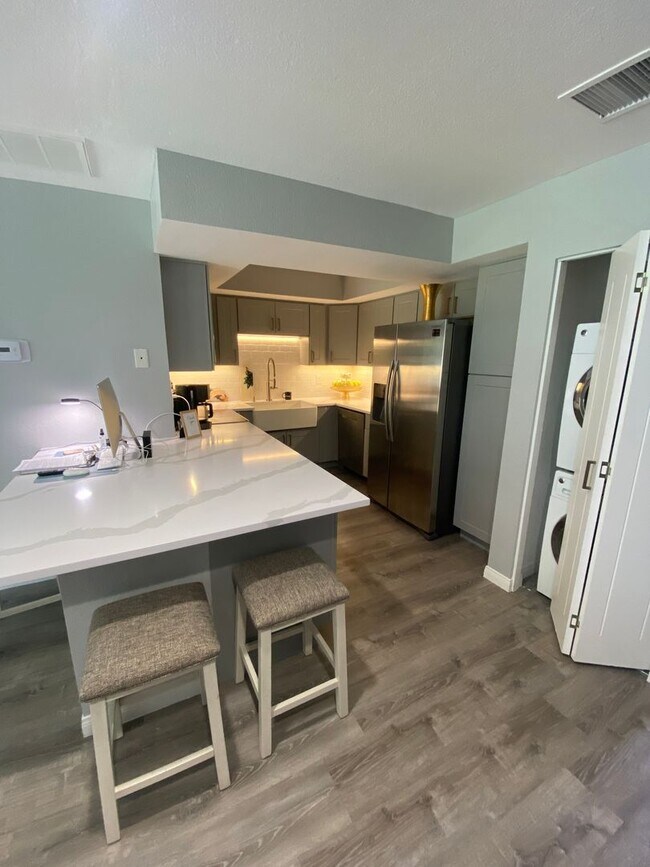 Building Photo - COMING SOON! BEAUTIFUL 2-Bedroom 2 -bathroom UNFURNISHED Condo in La Quinta Palms!