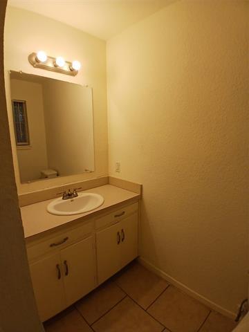 Building Photo - 4918 Rockport Dr