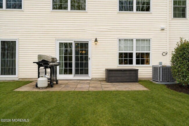 Building Photo - 1143 Roseberry Ct