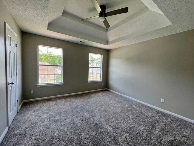 Building Photo - 448 Canoga Ct