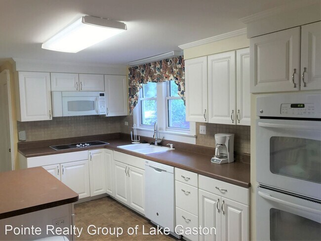 Building Photo - 2 br, 2 bath House - 7914 Highway 47