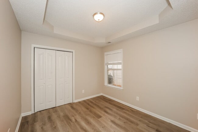 Building Photo - 309 Westhill Dr