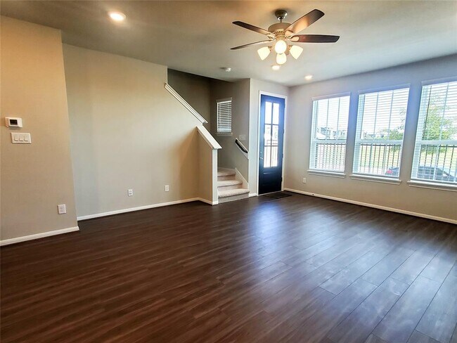 Building Photo - 9445 Towne Lake Pkwy