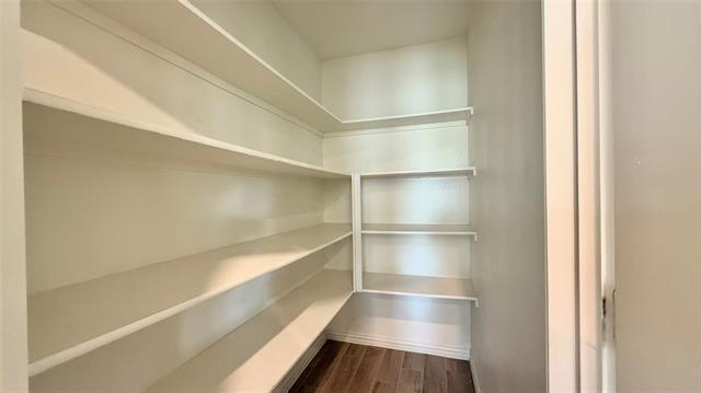 Building Photo - 813 Evergreen St