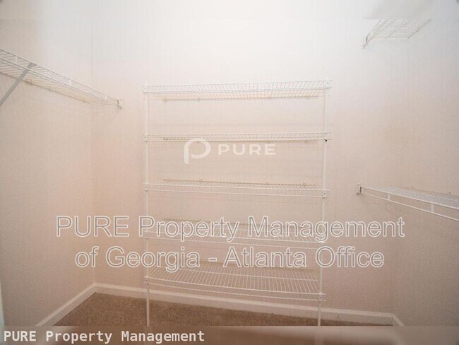 Building Photo - 1616 Donovan's Ridge