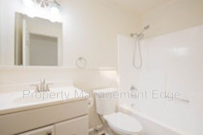 Building Photo - 37753 Sea Pines Ct