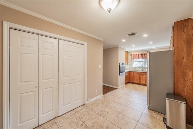 Building Photo - 6817 Fortune Rd