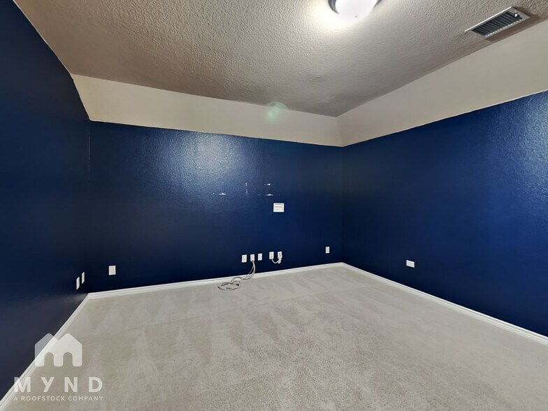 Building Photo - 1417 Castle Creek Dr