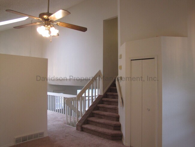 Building Photo - 5624 Corinth Dr