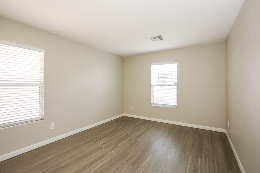 Building Photo - 8521 Wildheart Ranch St