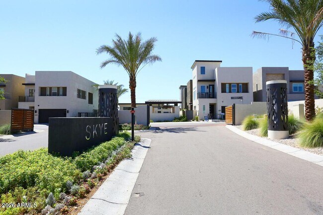 Building Photo - 6931 E Orion Dr