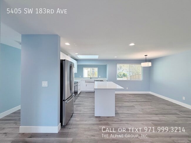 Building Photo - 5405 SW 183rd Ave