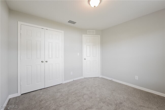 Building Photo - 4016 4th St SW