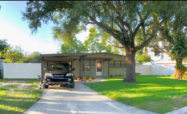 Primary Photo - 8003 Somerset Ln