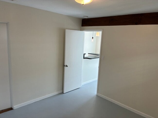 Building Photo - Live at the Beach 300 ft from Ocean in OB! 1 Bed 1 Bath w/Parking