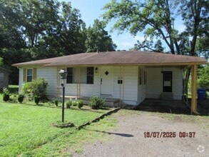 Building Photo - 2125 Hairston St