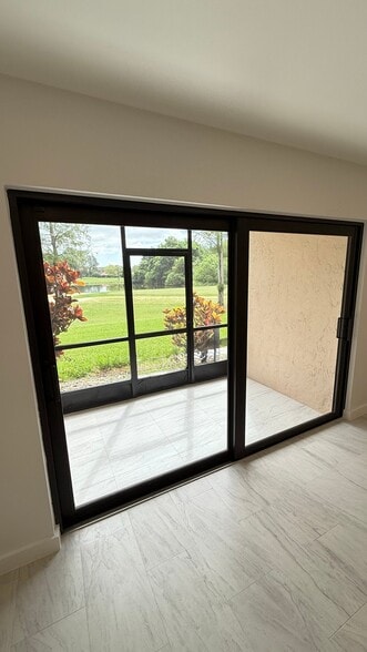 Building Photo - 21578 Juego Cir