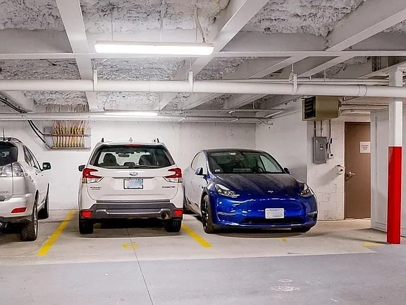 Building Photo - lnblok