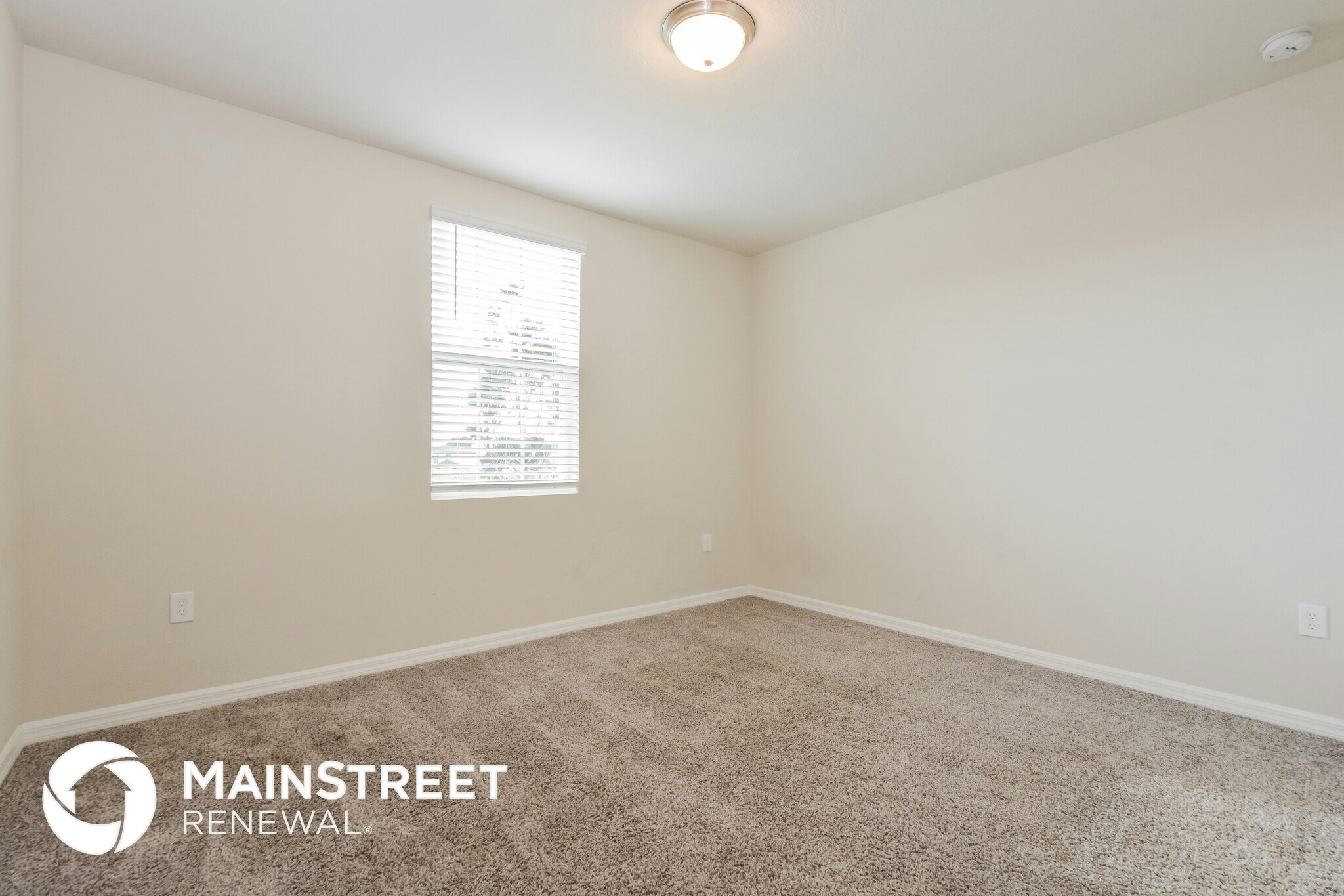 Building Photo - 1082 Oak Vly Dr