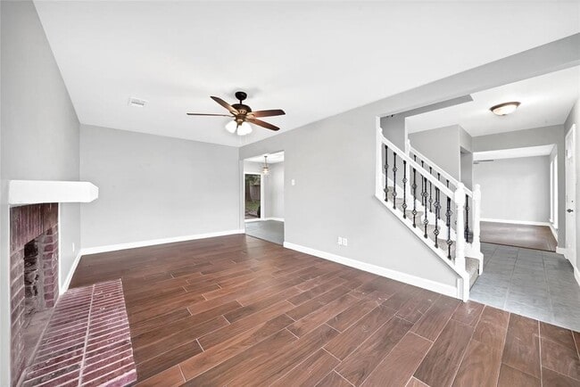 Building Photo - 18035 Rolling Creek Dr