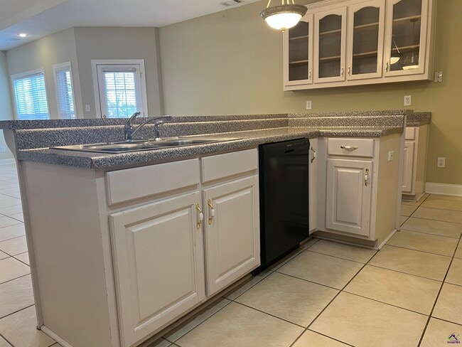 Building Photo - 104 Prestige Dr